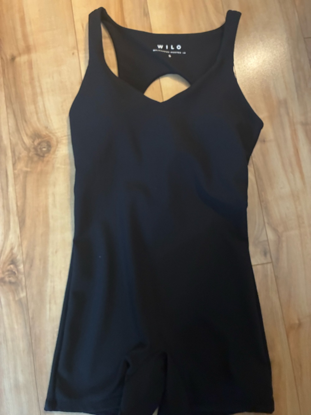 WILO Black Women's Fitness Romper - Sleek One-Piece Jumpsuit